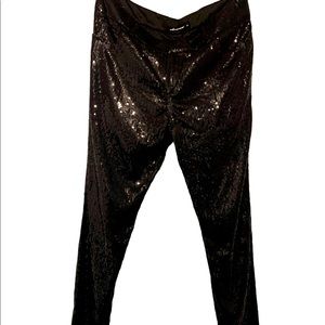 Olivaceous Sequin Stretch Skinny Pants  Black NWOT